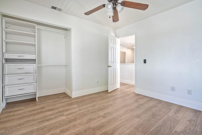 Building Photo - 4811 Ventana Way