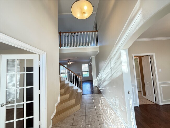 Building Photo - 3808 Travis Lake Ct