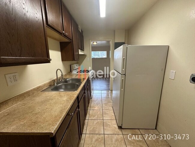 Building Photo - 9996 E Montview Blvd