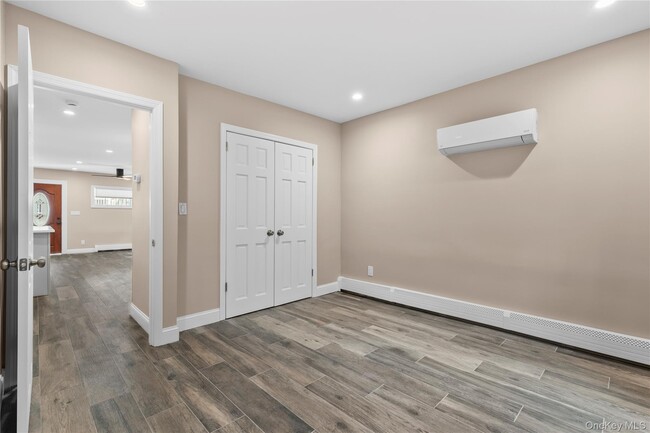 Building Photo - 40 New Hampshire St