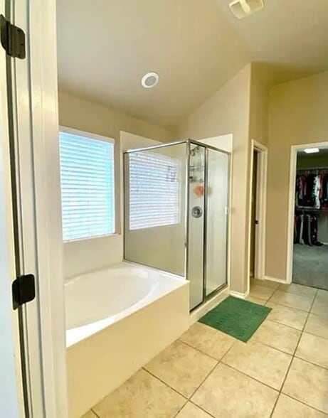 Building Photo - 3400 Trickling Springs Way