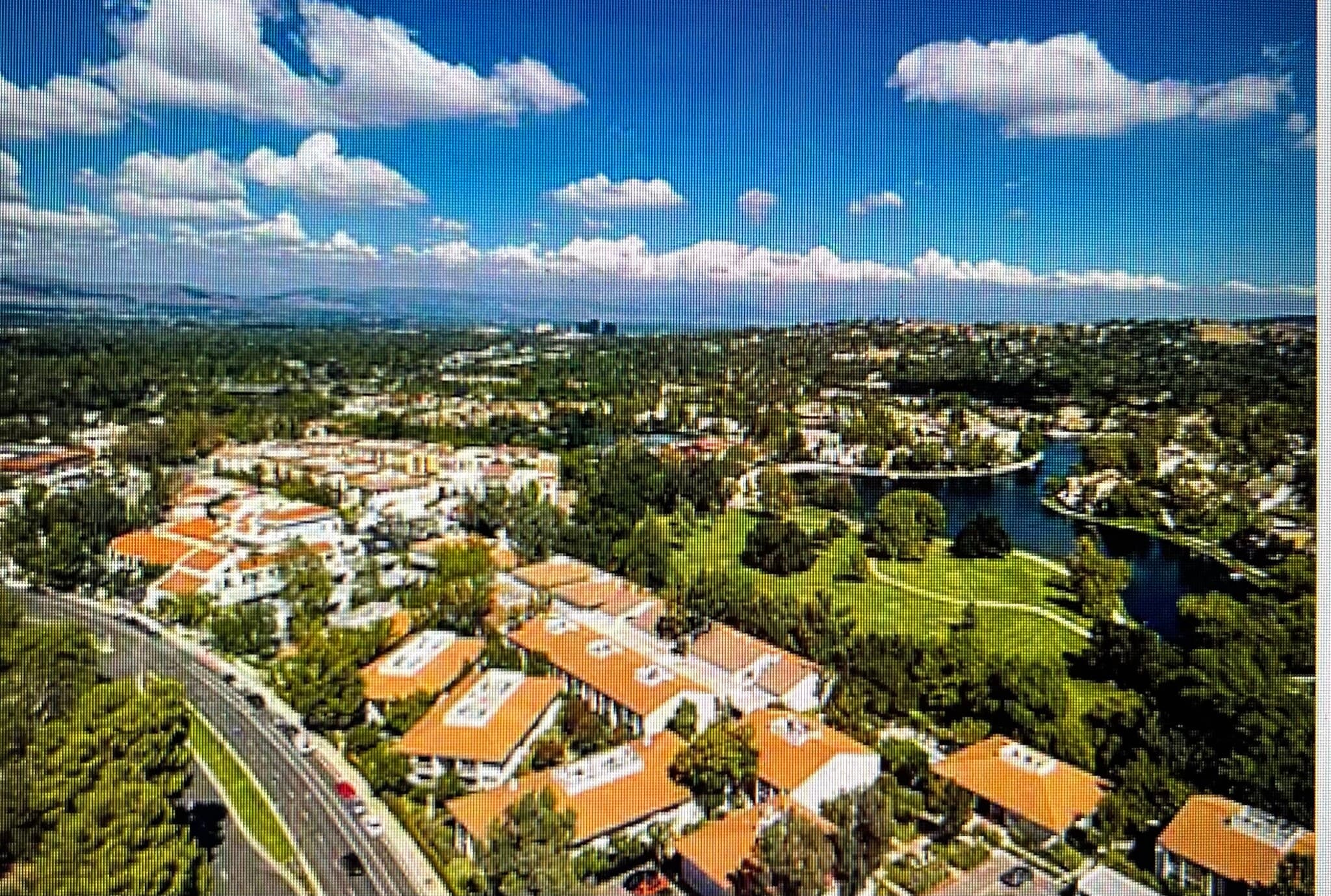 Building Photo - 4728 Park Granada