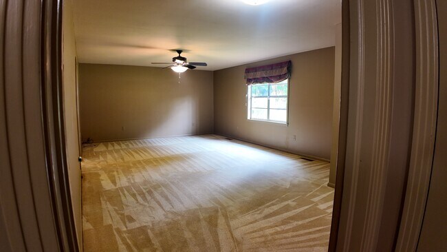 Living room or third bedroom - 3305 54th Pl
