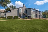 Building Photo - Trinity Meadows 1216