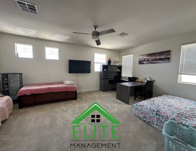 Building Photo - Sure! Here’s a polished and detailed renta...