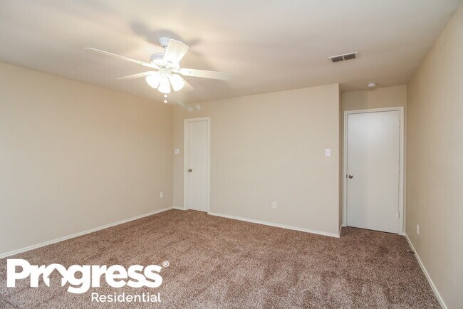 Building Photo - 1515 W Coral Reef Ln