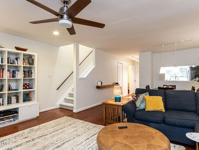 Building Photo - 4646 Fawnbrook Cir