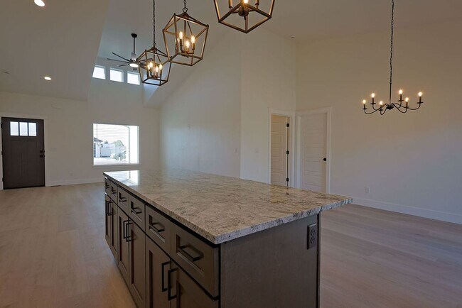 Building Photo - Kimberly - Single Family Home