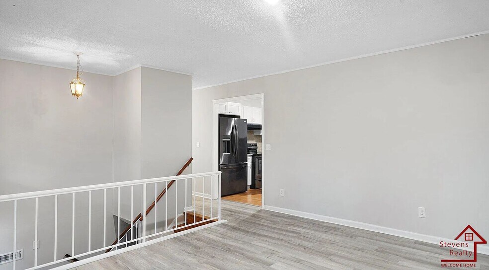 Building Photo - 510 Knollwoods Rd