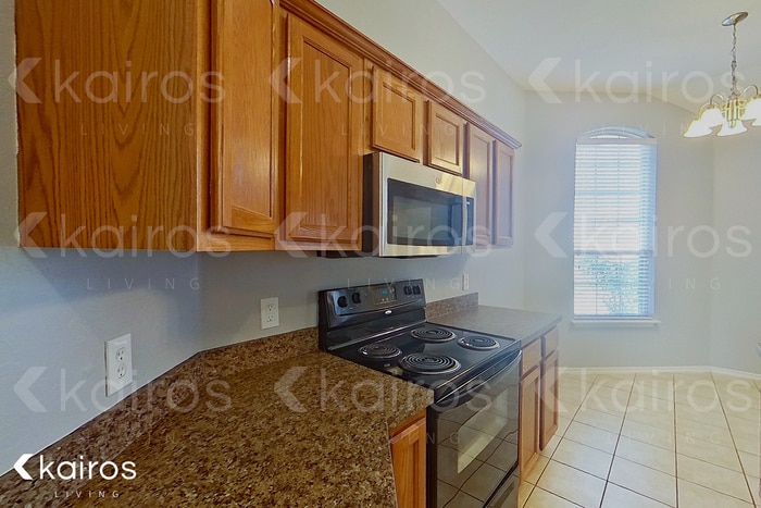 Building Photo - 2413 Beaver Bend Ln