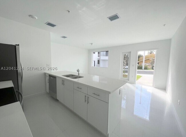 Building Photo - 24600 SW 129th Ct