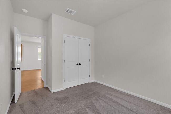 Building Photo - 106 Pinyon Pine Pass