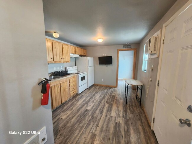 Building Photo - 1128 Gary Terrace