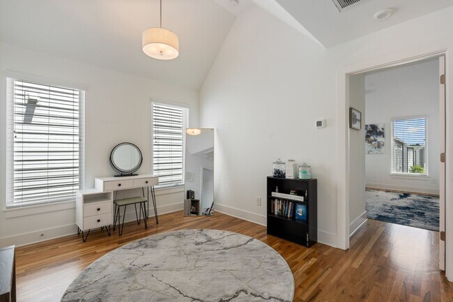 Building Photo - Sterling Point 3 Bed Home