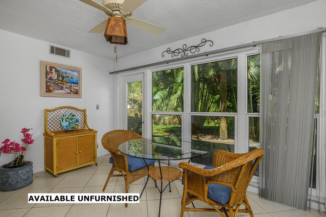 Building Photo - 190 Palm Dr