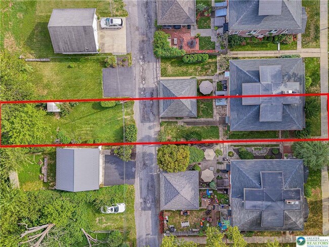 Building Photo - 1030 N New St