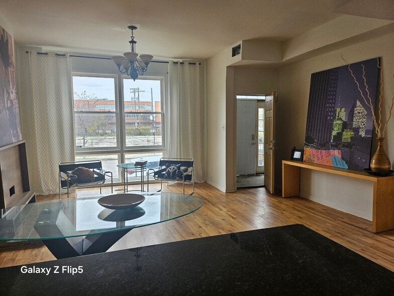 View of Living Room - 2417 W Warren Blvd