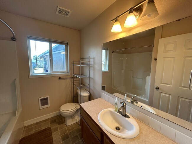 Building Photo - Brand New 2 Bd 1 Ba, 2 Gar Garage in the h...