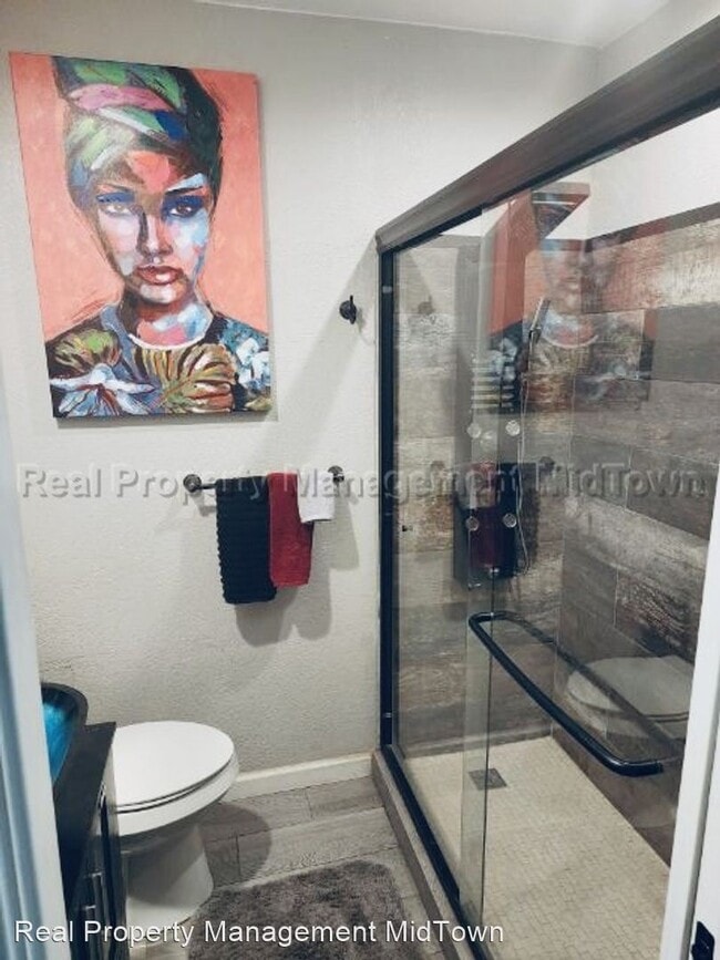 Building Photo - 3 br, 2 bath House - 703 Matthews Ct.