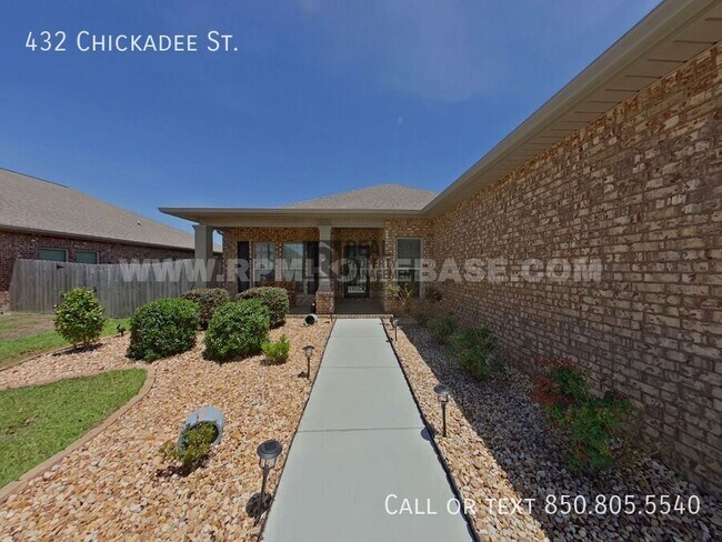Building Photo - 432 Chickadee St