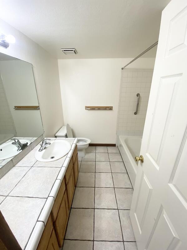 Building Photo - 648 N 1050 W