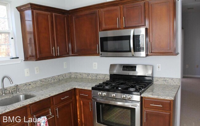 Building Photo - 3 br, 2 bath House - 3529 Piney Woods Pl U...