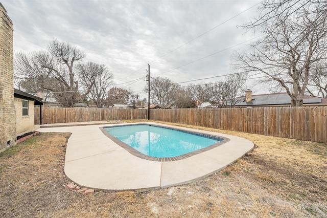 Building Photo - 8409 Glenann Dr