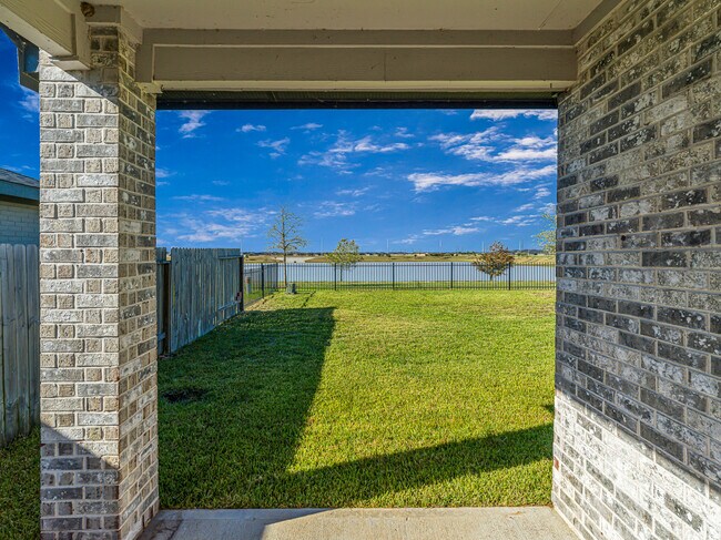 Building Photo - 28939 Yachting Pt Ct