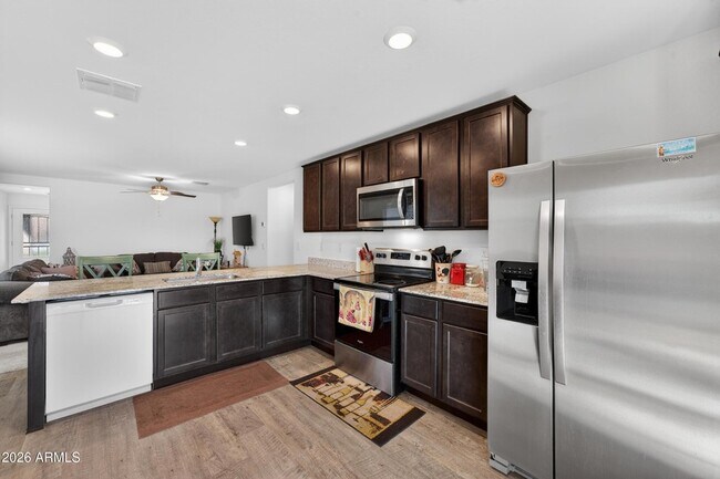 Building Photo - 25815 W Coles Rd