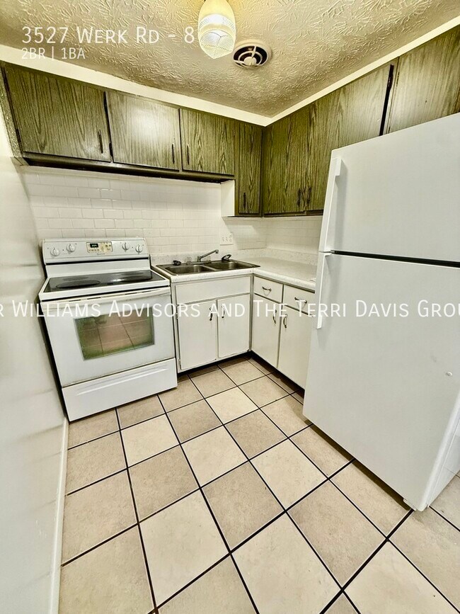 Building Photo - 3527 Werk Rd