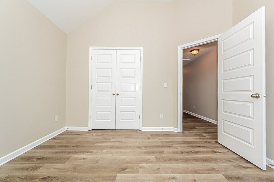 Building Photo - 360 Lossie Ln