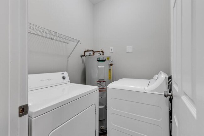 Building Photo - 606 Rolling Hill Walk