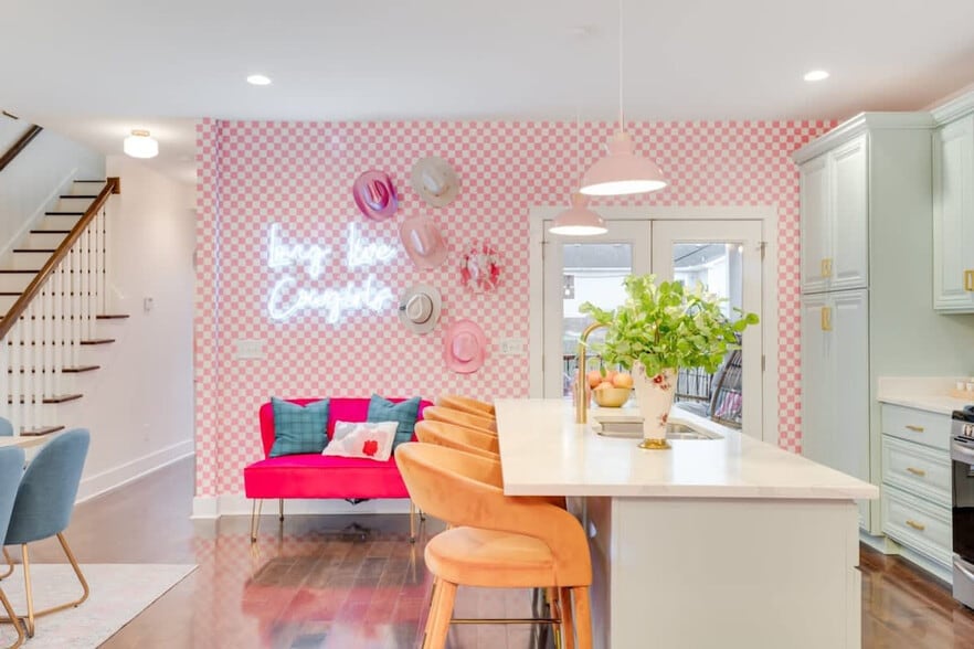 Building Photo - 2826 Hutson Ave