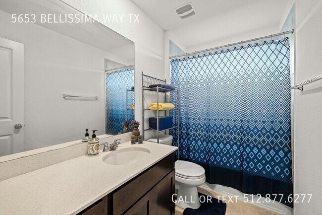 Building Photo - 5653 Bellissima Way