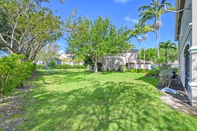 Building Photo - 3158 Antica St