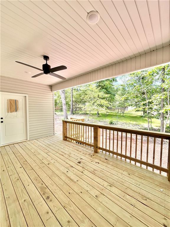 Building Photo - 8 Kirkdouglas Ln