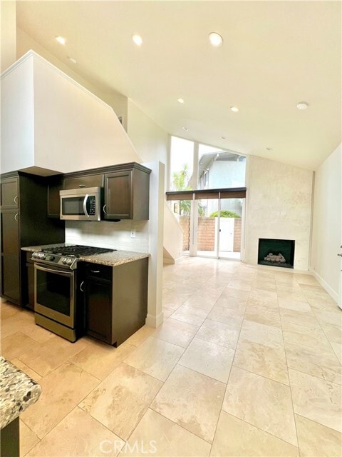 Building Photo - 4100 Shorecrest Ln
