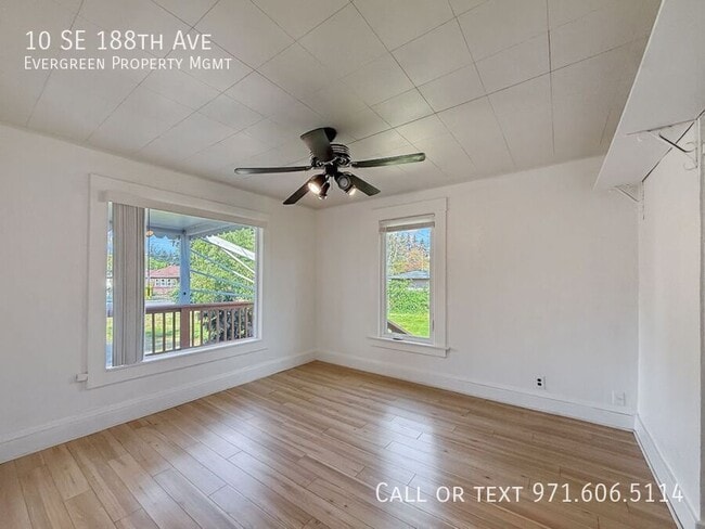 Building Photo - 10 SE 188th Ave