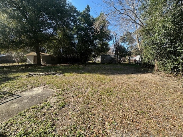 Building Photo - 3 Bedroom Single-Family Home