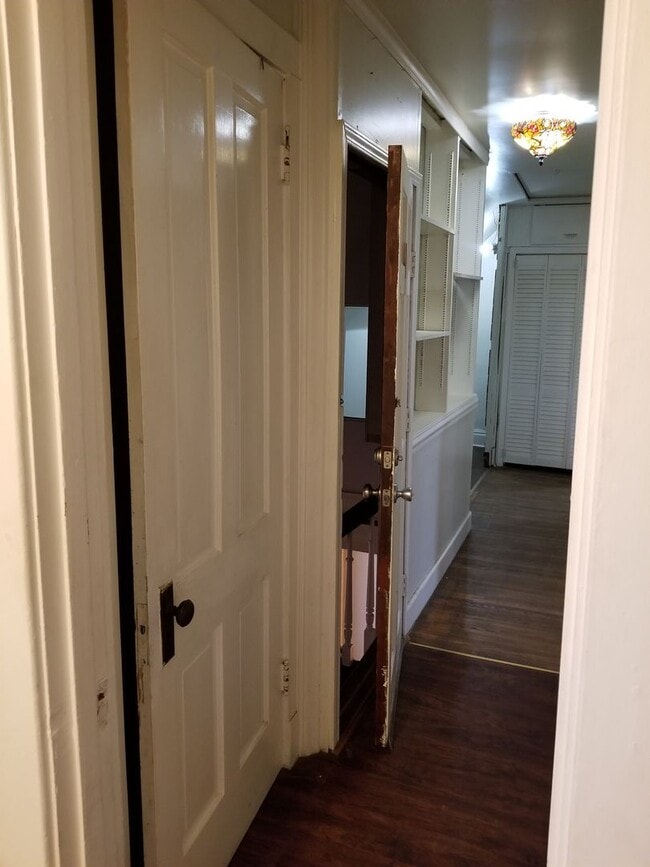 Building Photo - 1238 Garvin Pl