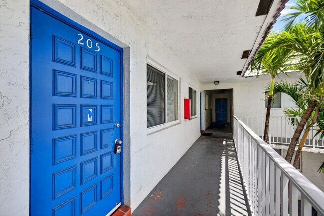Building Photo - 1007 Prospect Rd