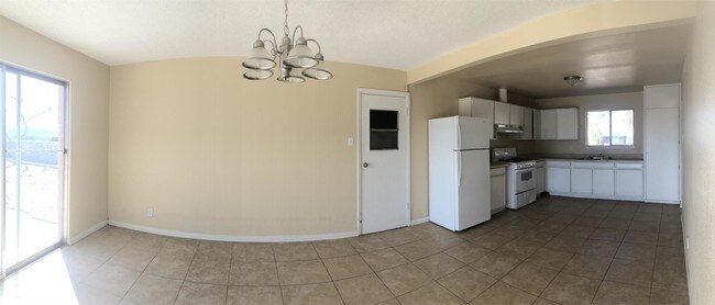 Building Photo - 504 Ridgemont Dr