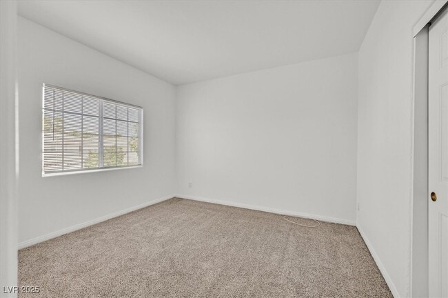 Building Photo - 8845 Zurich Ct