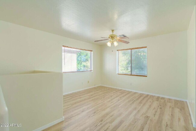 Building Photo - 11371 W Pima St