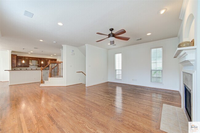 Building Photo - 1322 Cohn St