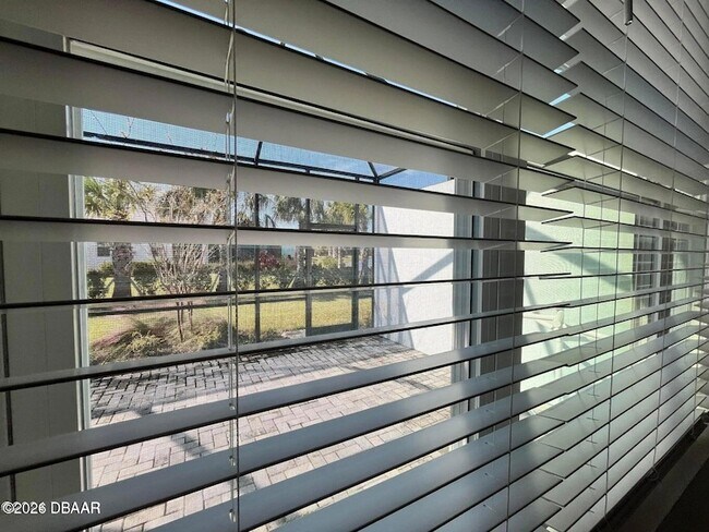 Building Photo - 534 Margaritaville Ave