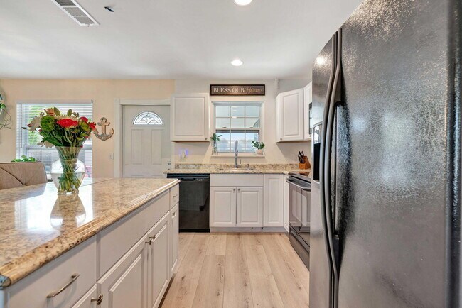 5810 Tucker Rd 5810 Tucker Rd - 5810 Tucker Rd Jupiter Fl Building Photo 