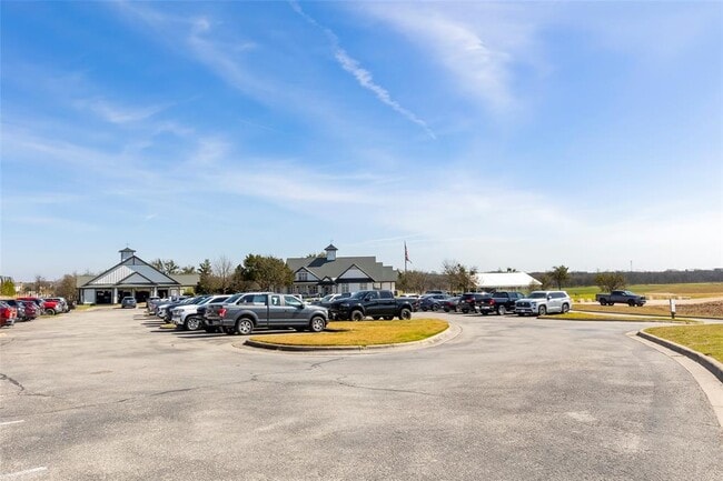 Building Photo - 821 Falkland Trace