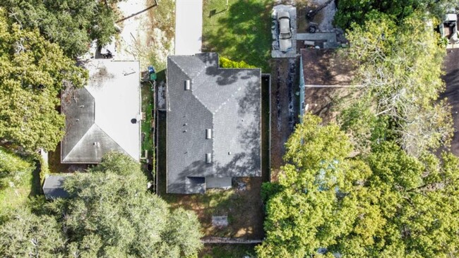 Building Photo - 8014 N 13th St