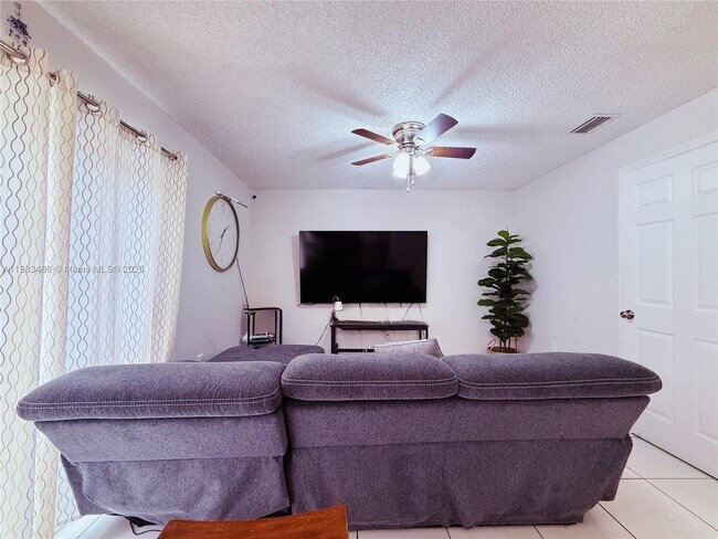 Building Photo - 8431 NW 188th Terrace